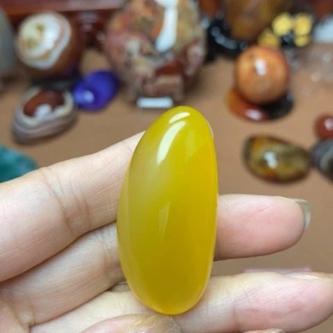 未镶嵌玛瑙/玉髓珠宝奇石打孔不退不换