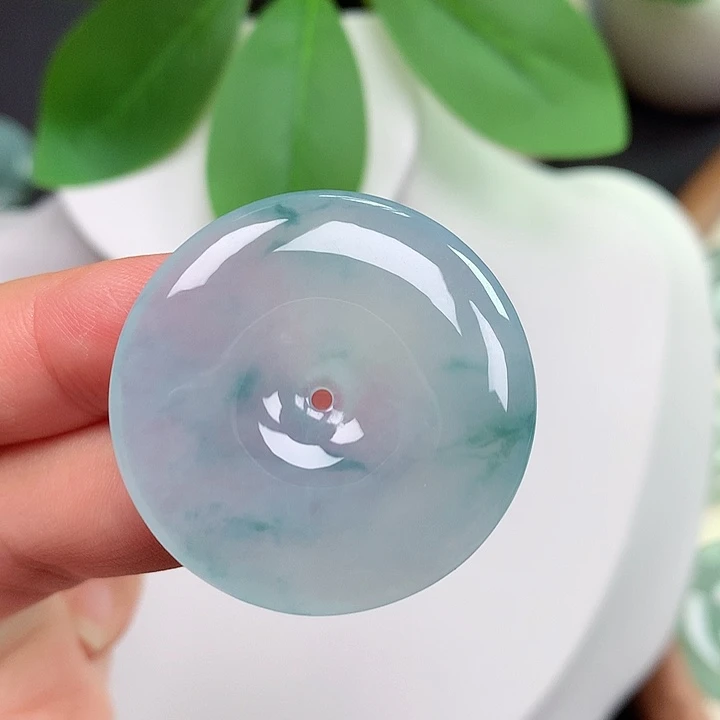 翡翠未镶嵌颈饰平安扣 32.6x5.7mm