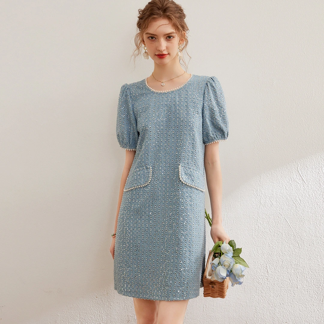白鹿语夏季时尚优雅钉珠圆领泡泡袖镂空亮片牛仔连衣裙女YU10576
