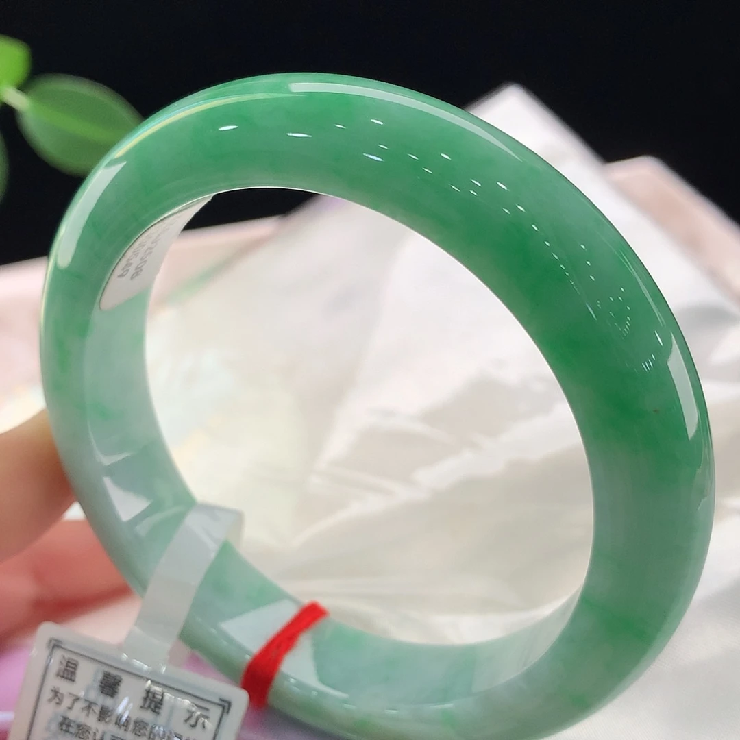 翡翠未镶嵌手镯0549