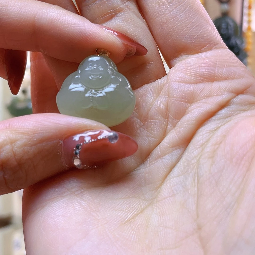 和田玉吊坠(赠链)18K金镶嵌～