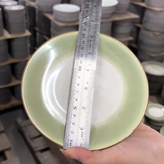 新骨瓷063微瑕流韵绿6.25寸平盘