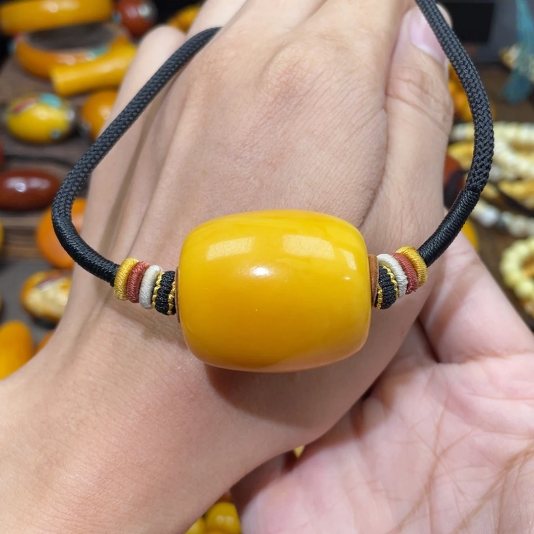 【闪购商品】未镶嵌蜜蜡裸石直径30