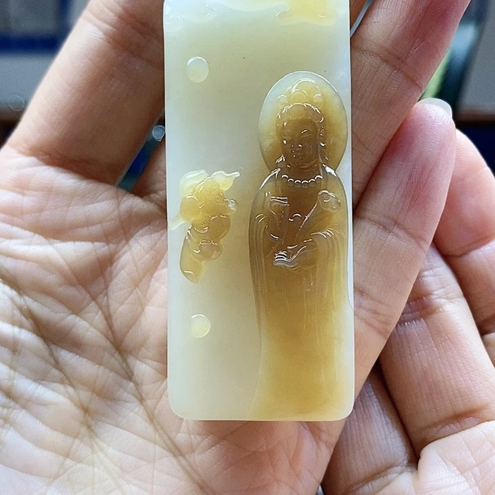【闪购商品】颈饰未镶嵌和田玉