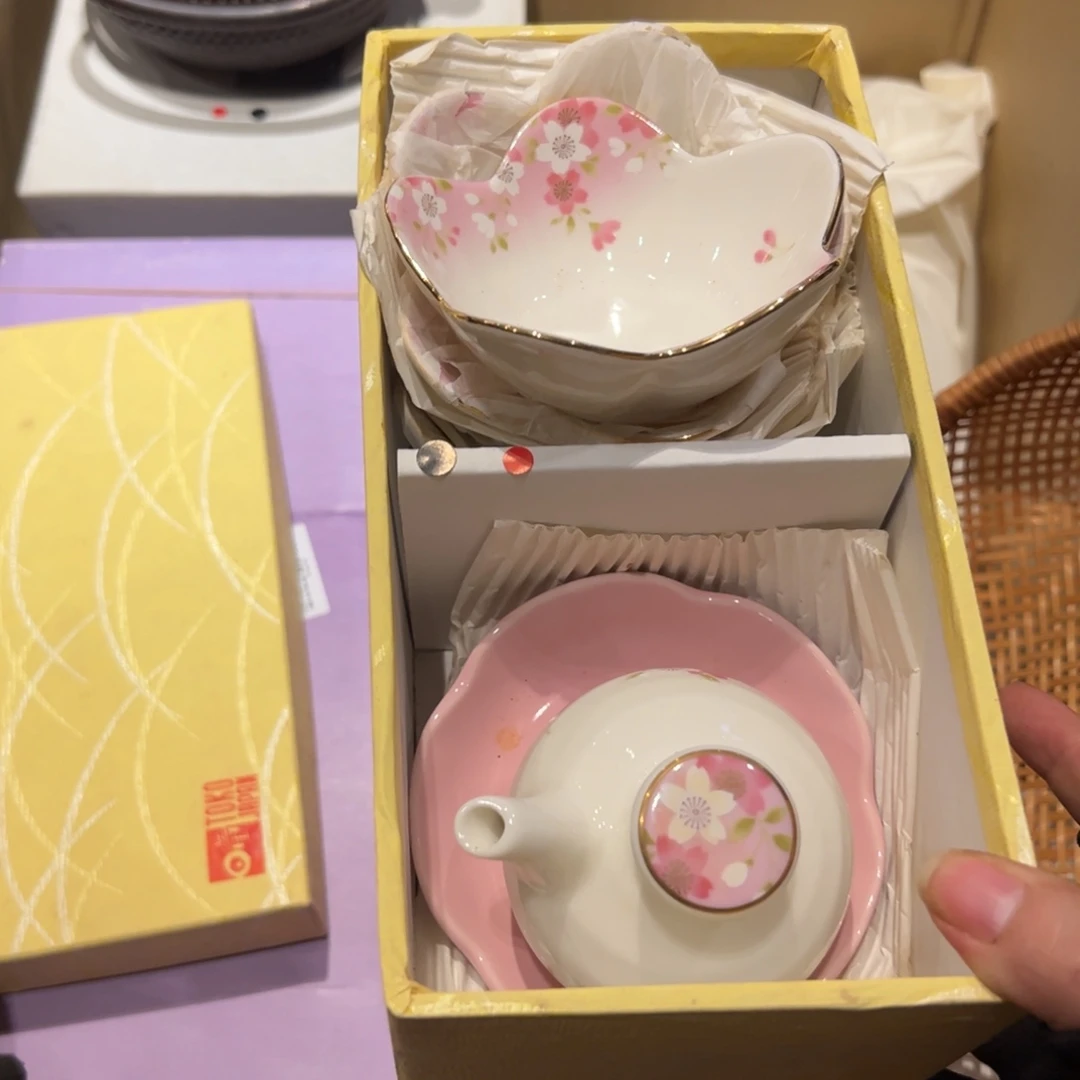 瓷片哈哈哈哈哈哈哈哈哈