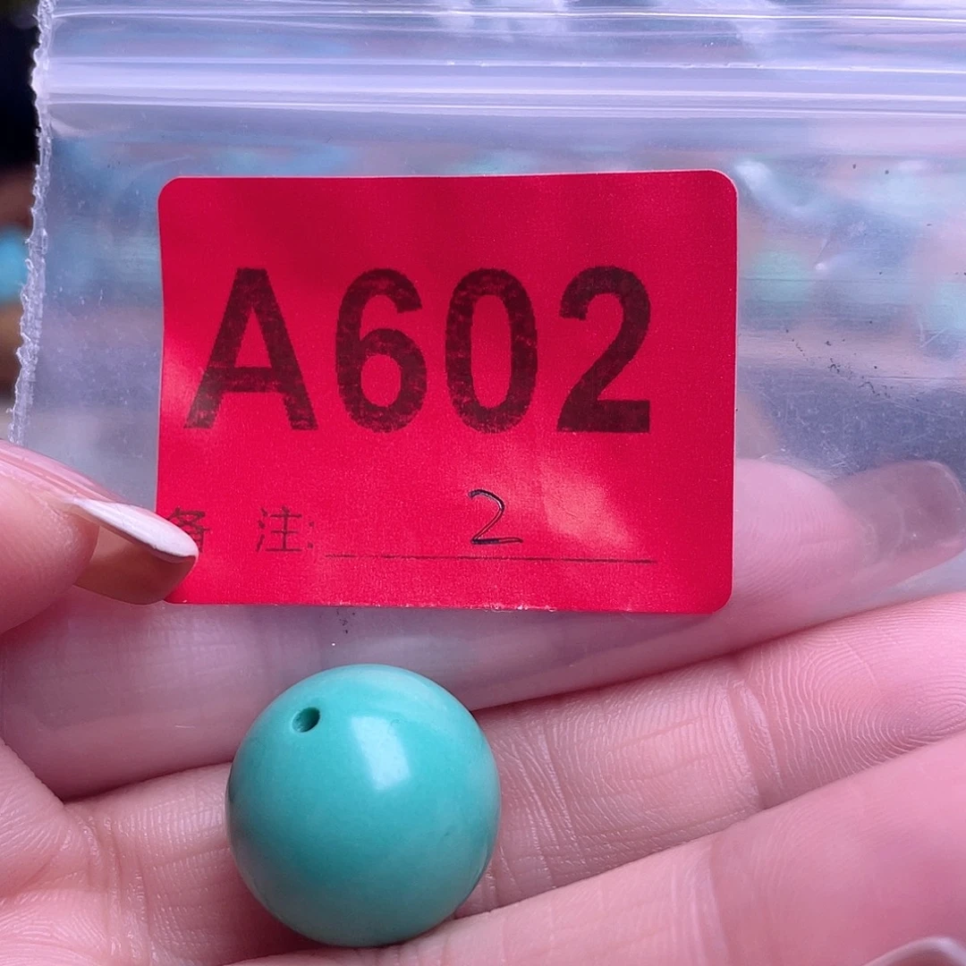 十堰原生态绿石头特色手工配饰