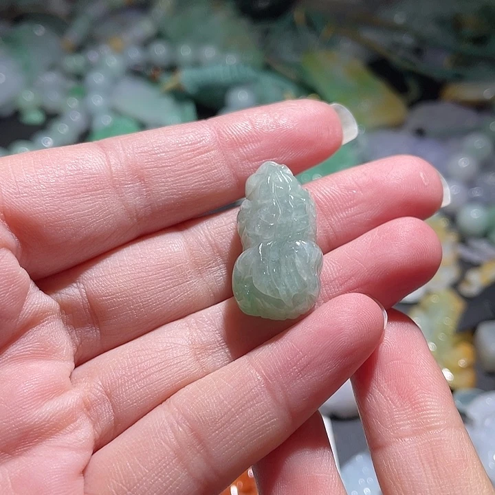 颈饰未镶嵌翡翠天