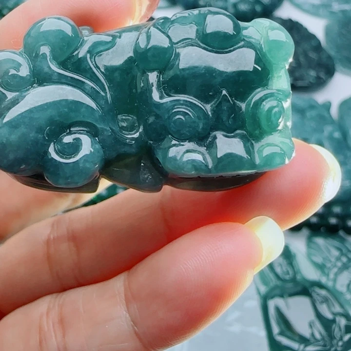 翡翠未镶嵌颈饰多样性发货天然A货翡翠