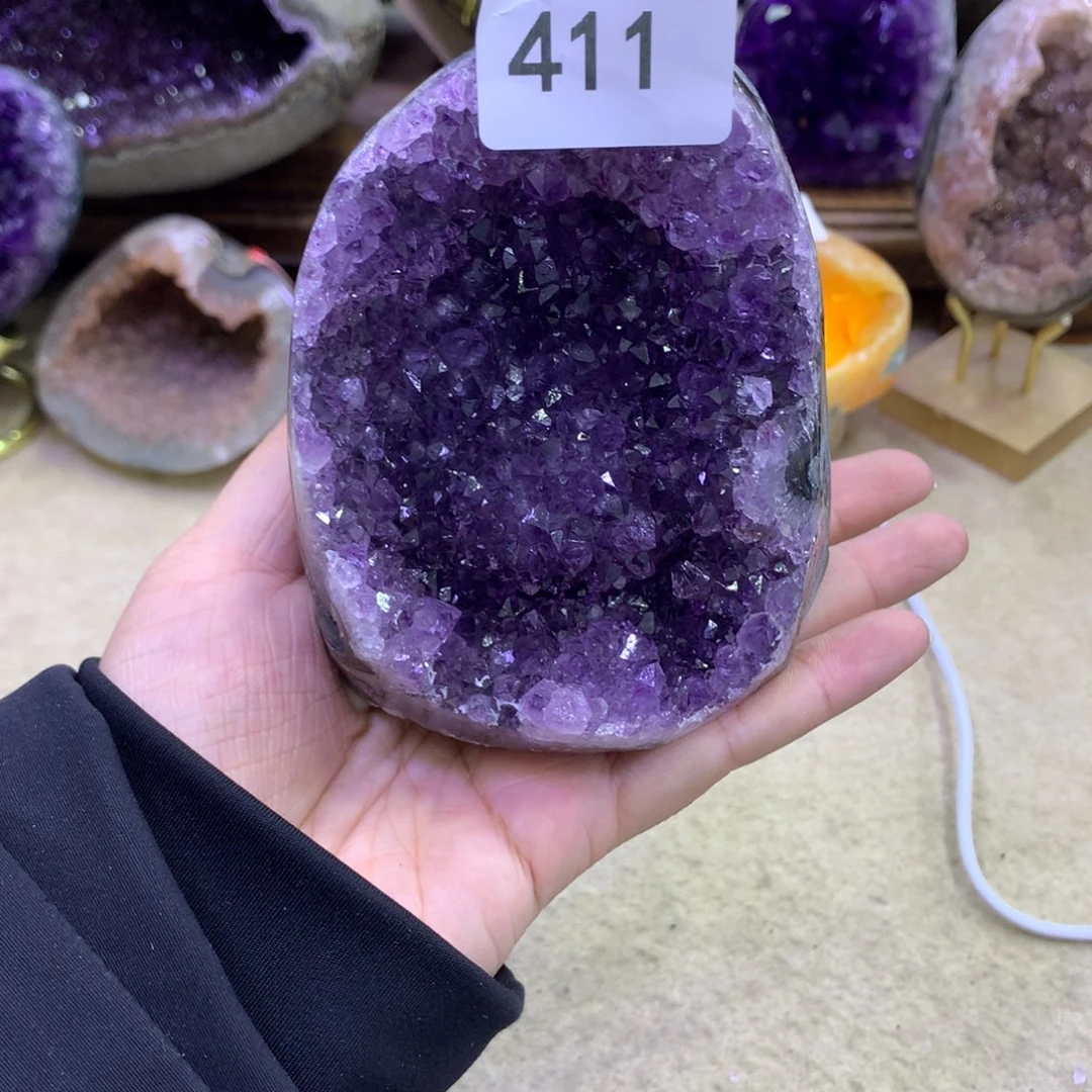 紫晶未镶嵌大型摆件（非配饰）