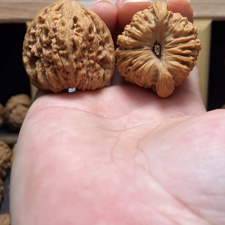 文玩核桃吊坠南疆40/36/38