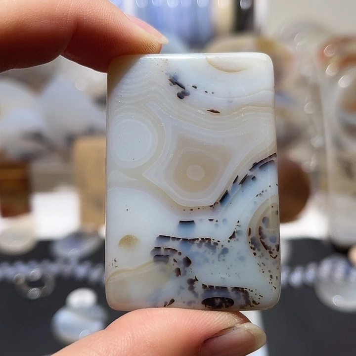 玛瑙/玉髓未镶嵌颈饰