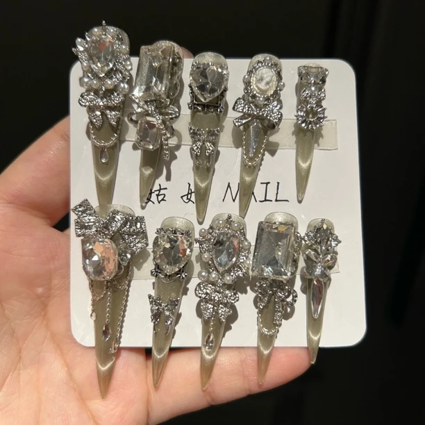 孤云5.0 重工纯手工爆闪穿戴高级显白法式猫眼美甲奢华气质指甲