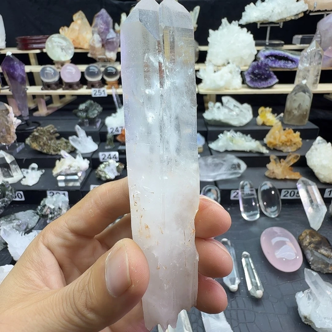 X***.石材天然水晶摆件