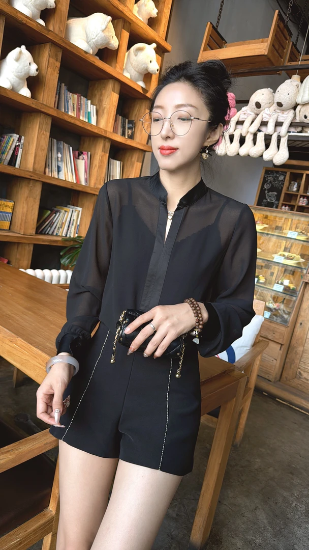 2025时尚洋气显瘦性感黑色衬衫5221