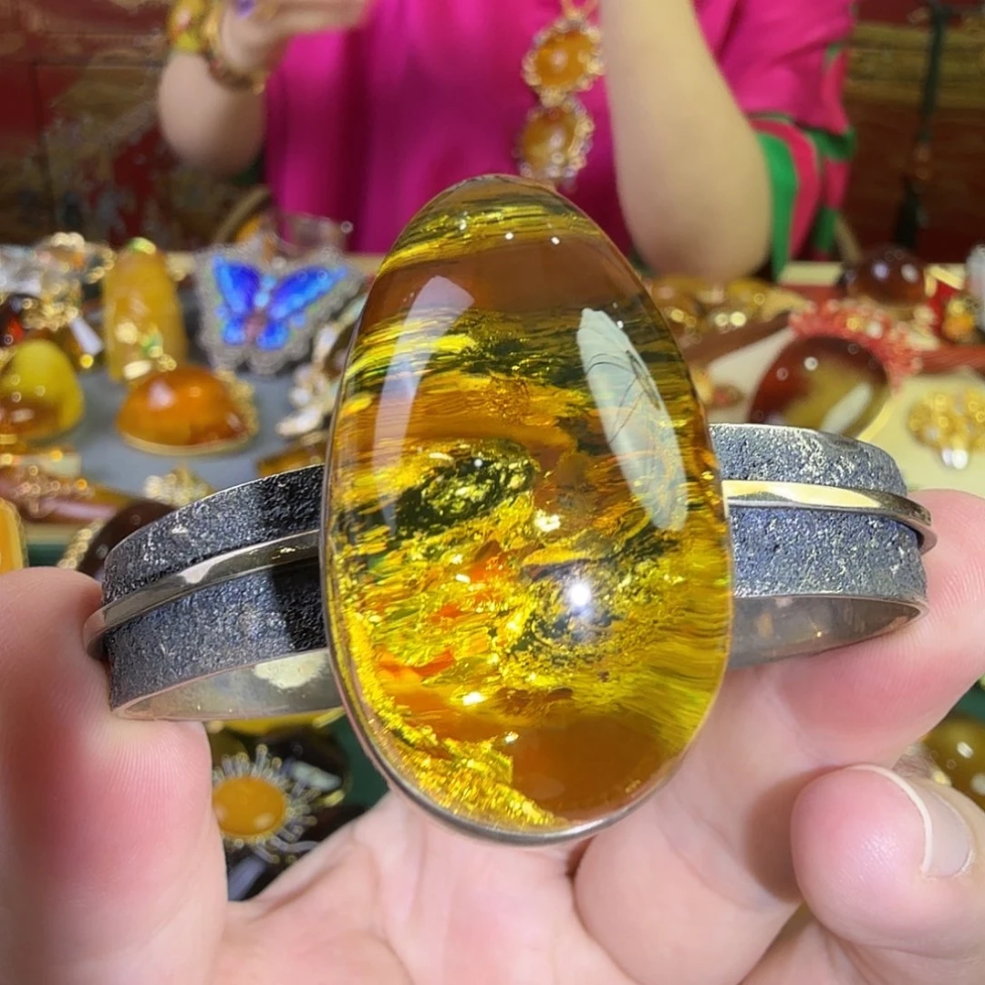 琥珀未镶嵌手镯首饰