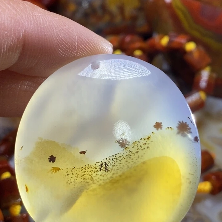 玛瑙/玉髓颈饰未镶嵌