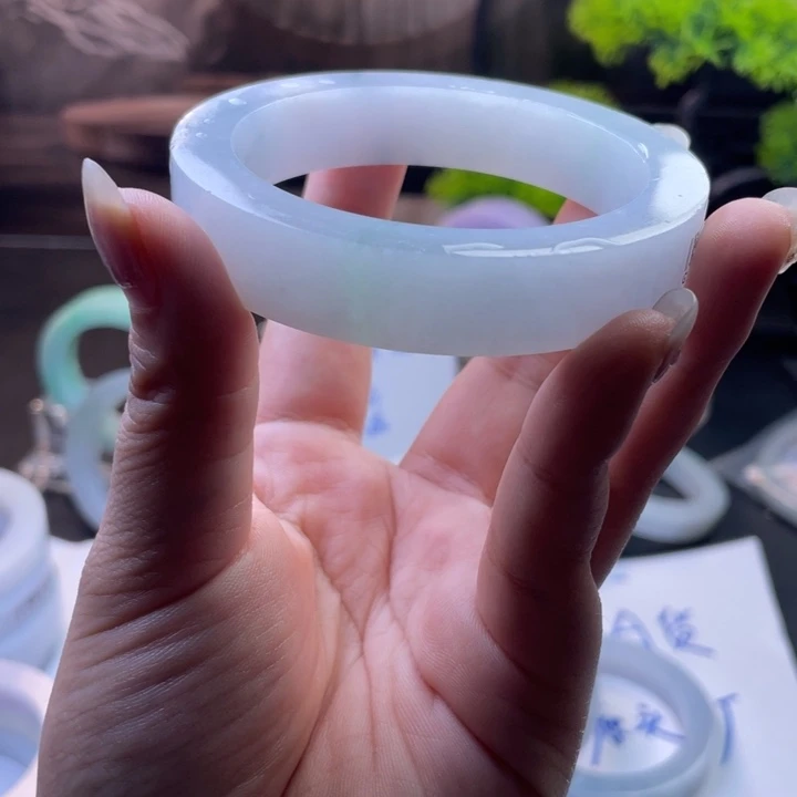 抗***单定制翡翠多样性未镶嵌