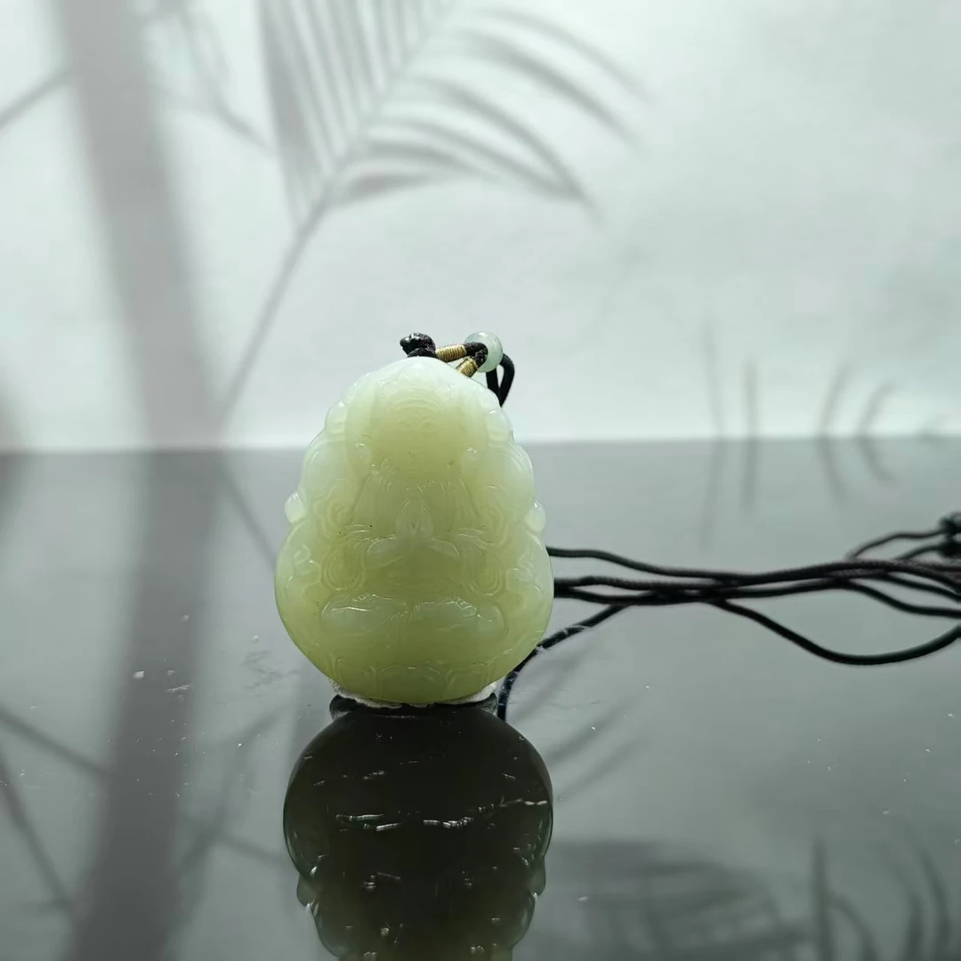 U和田玉观音吊坠0102