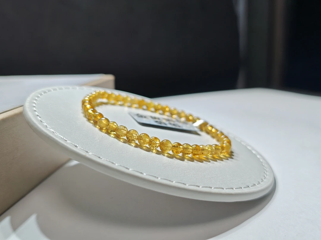 小巧玲珑天然碧玺金色女士辉煌时尚生活悠闲开心自然百搭款式美丽