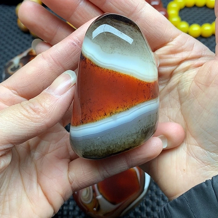 玛瑙/玉髓玛瑙未镶嵌亮*晶