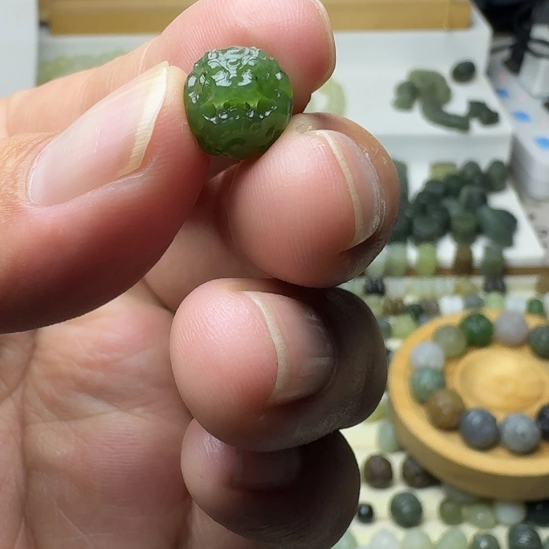 清***云和田玉未镶嵌珠宝半成品和田玉碧玉貔貅10㎜