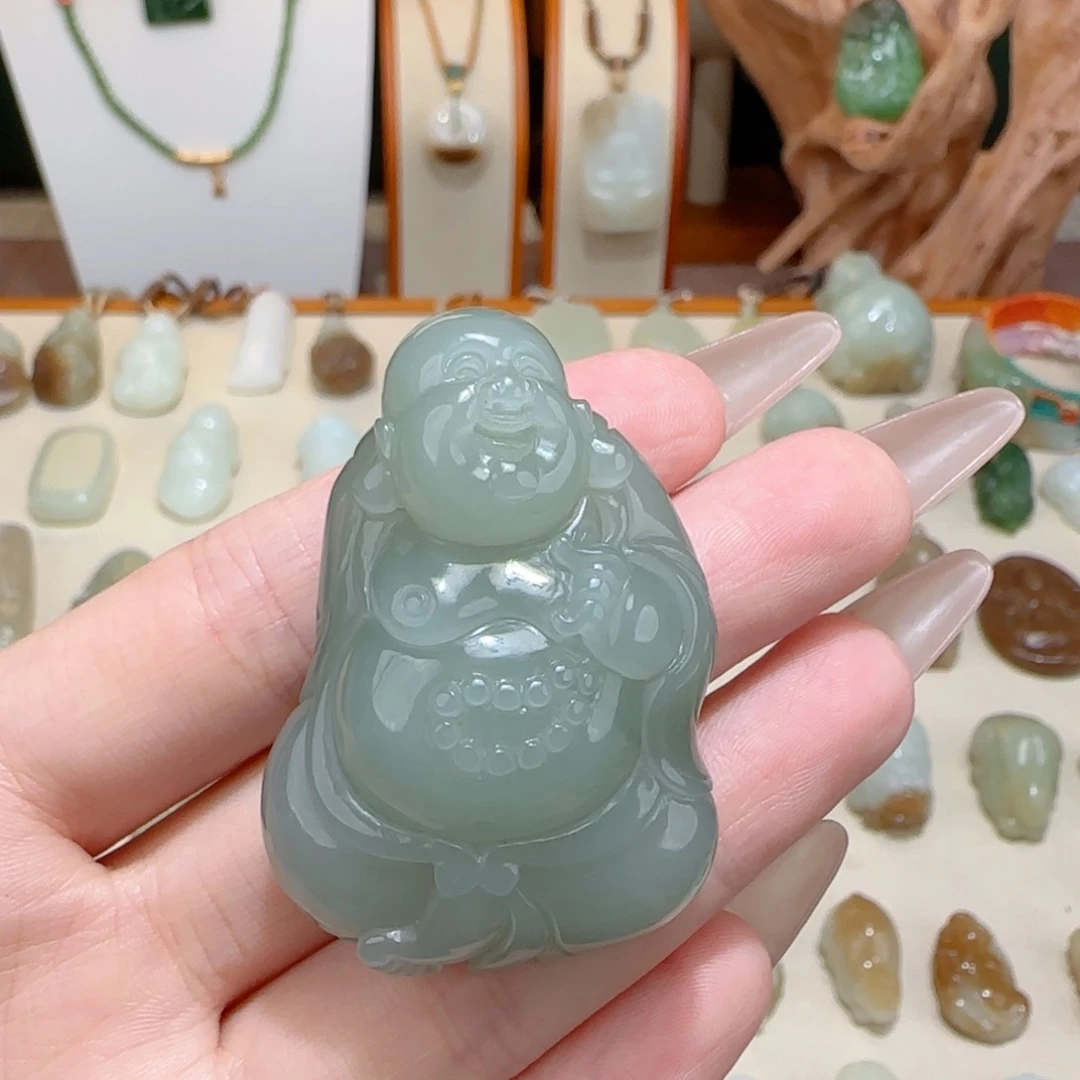 C***C和田玉未镶嵌颈饰