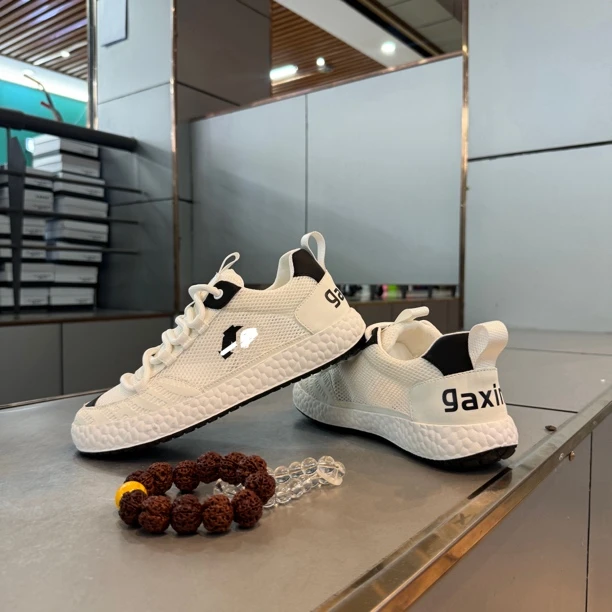 网面鞋时尚休闲鞋情侣透气夏季男款低帮休闲减震