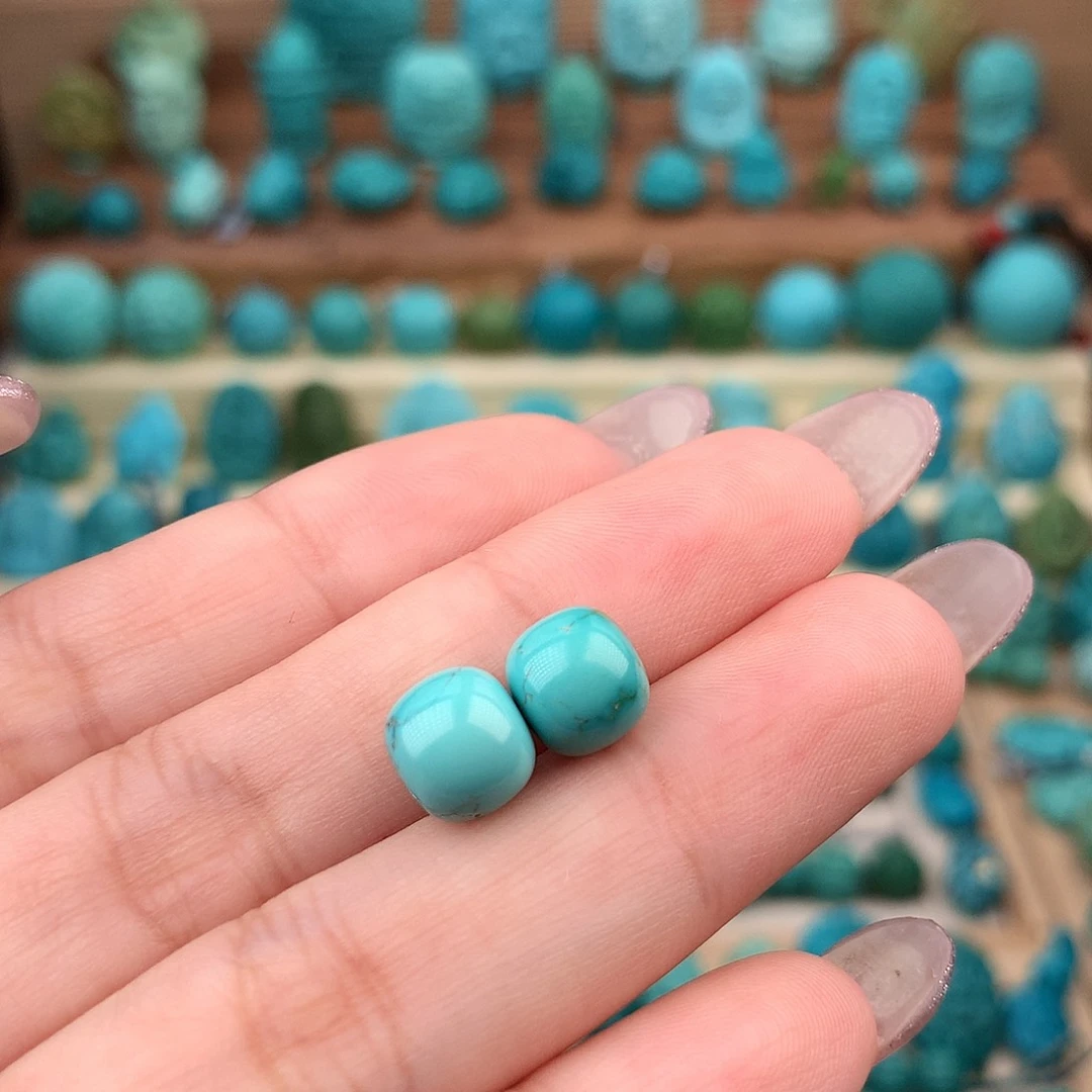 未镶嵌绿松石珠宝奇石