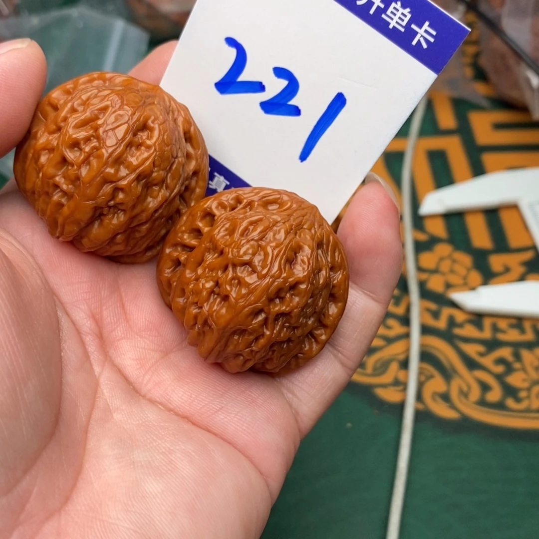 文玩核桃把件铁锤妹妹37