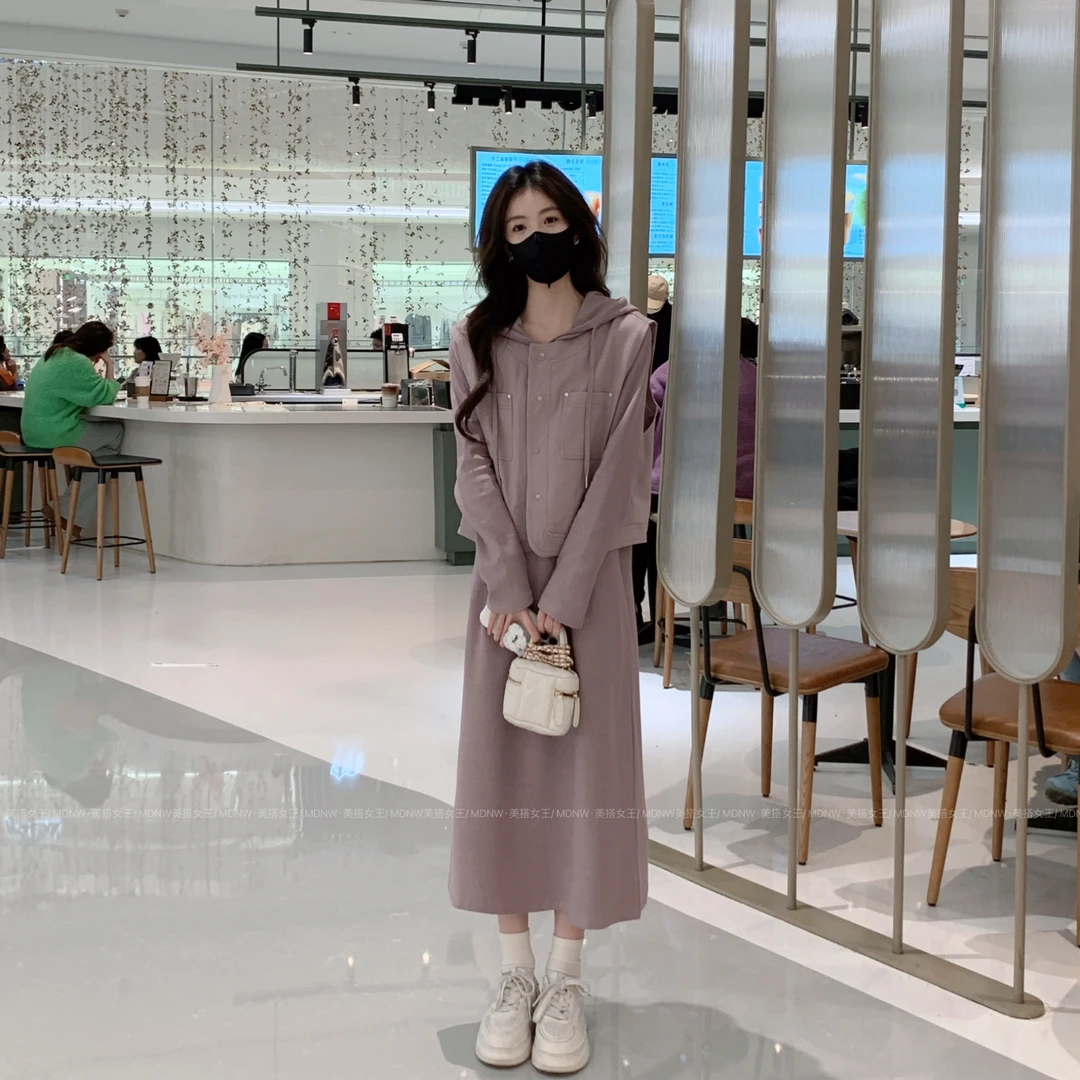【两件套装】设计师新款春装连帽卫衣裙+牛仔马甲外套套装TZ1984