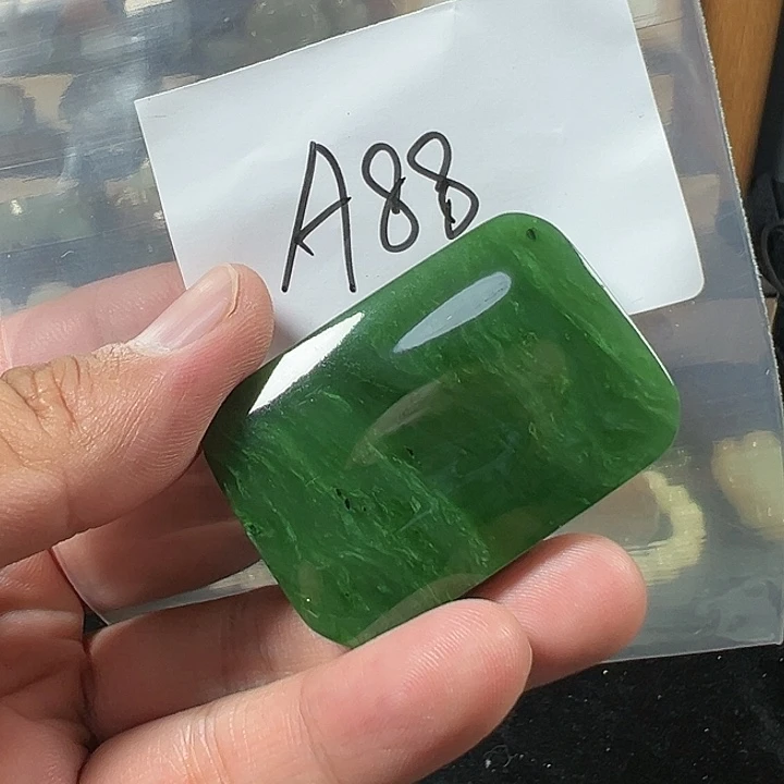 未镶嵌和田玉珠宝半成品