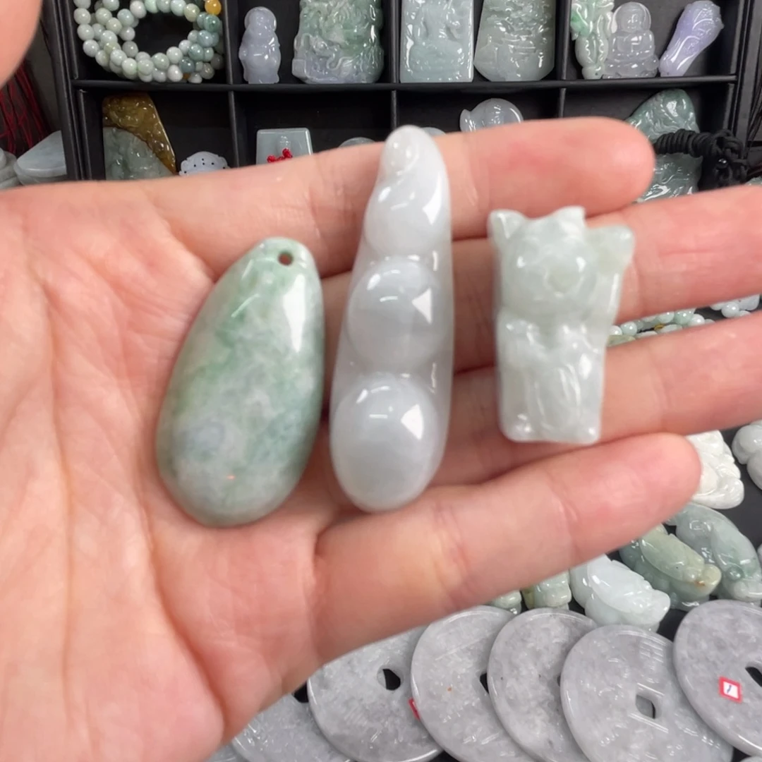 吊坠(不含链)未镶嵌翡翠瑕疵福利