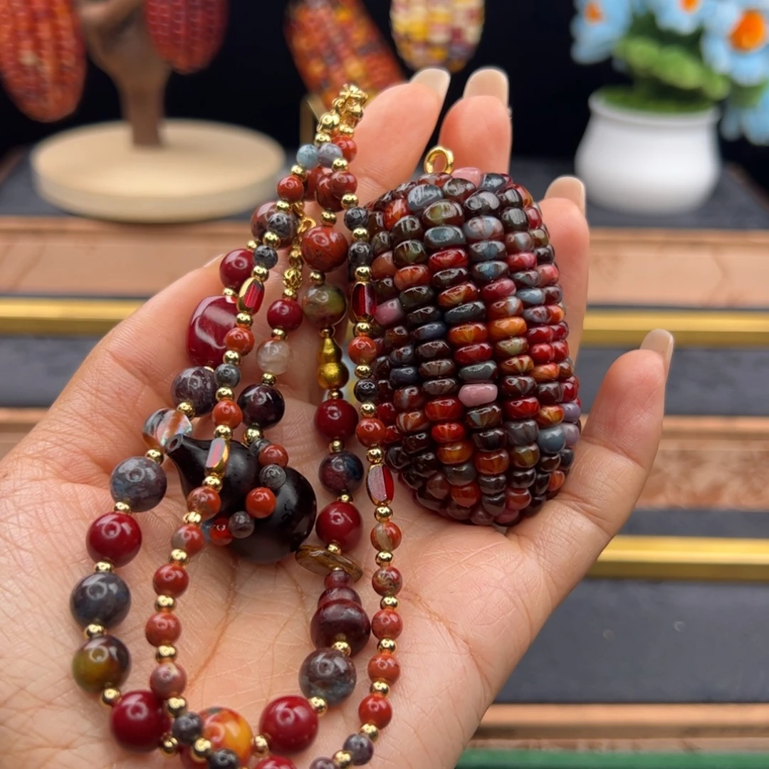 爱***姐非金属七彩文玩玉米专拍链接