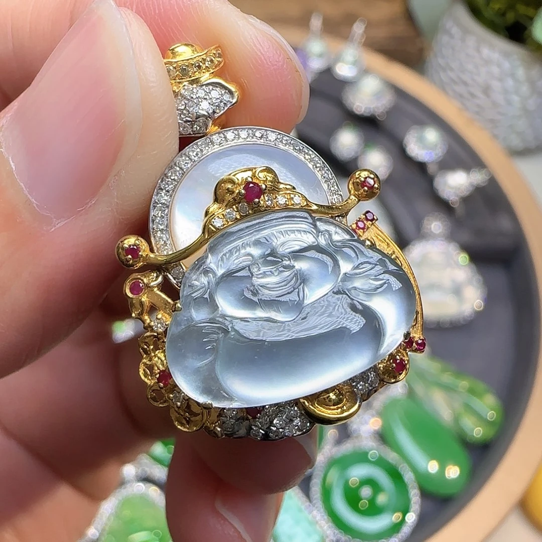 翡翠颈饰18K金镶嵌翡翠颈饰18K金镶嵌