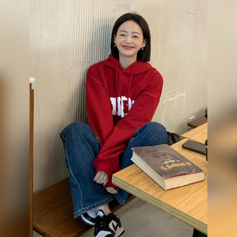 美式红色宽松连帽卫衣女秋冬爆款2025新款加绒加厚慵懒风上衣即墨