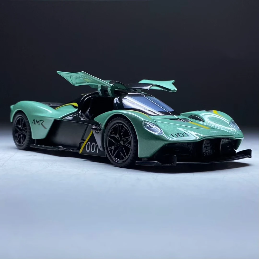 【百年勒芒限定】阿斯顿马丁-女武神 1:32合金全开汽车模型礼品摆件