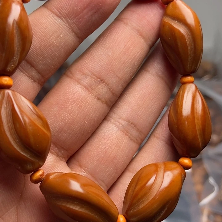 猴头核桃吊坠橄榄