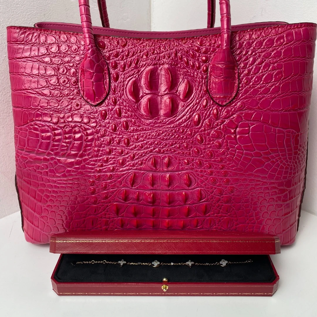 1852手链--时尚优雅设计手链赠礼盒