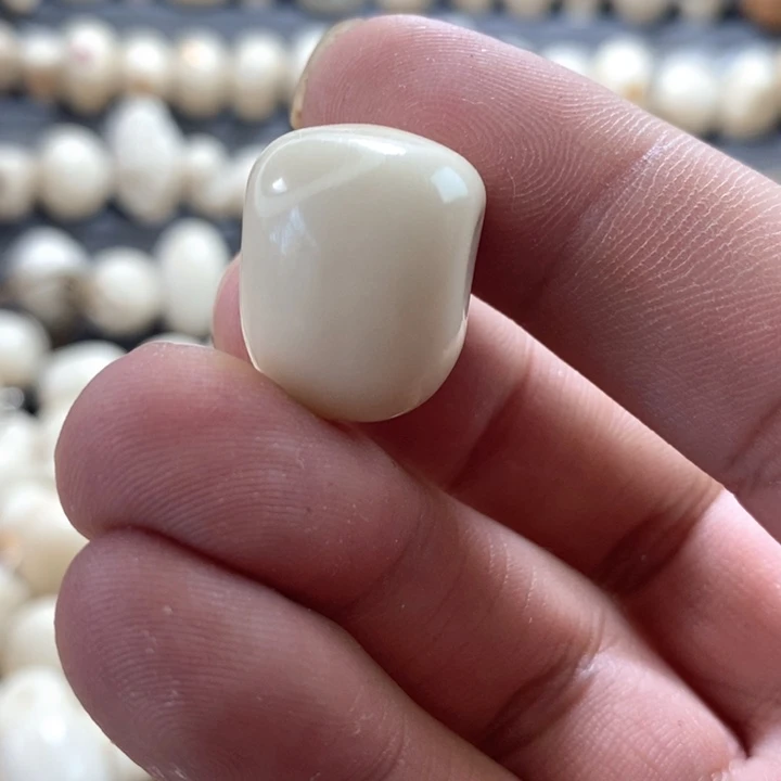 ζ***旧吊坠菩提根/象牙果