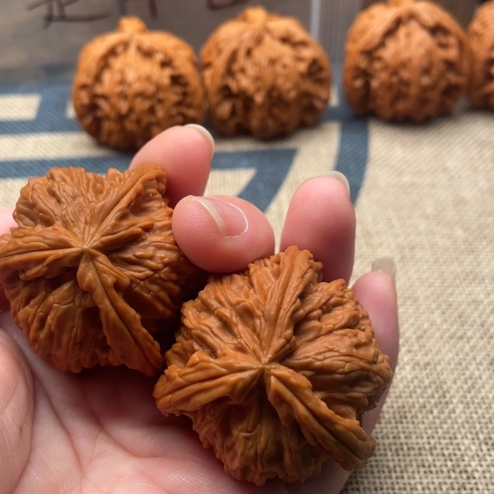 无***忧核桃白狮子42核桃