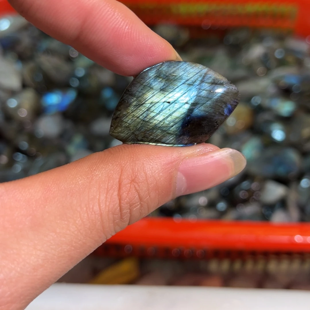 拉长石吊坠未镶嵌㫪