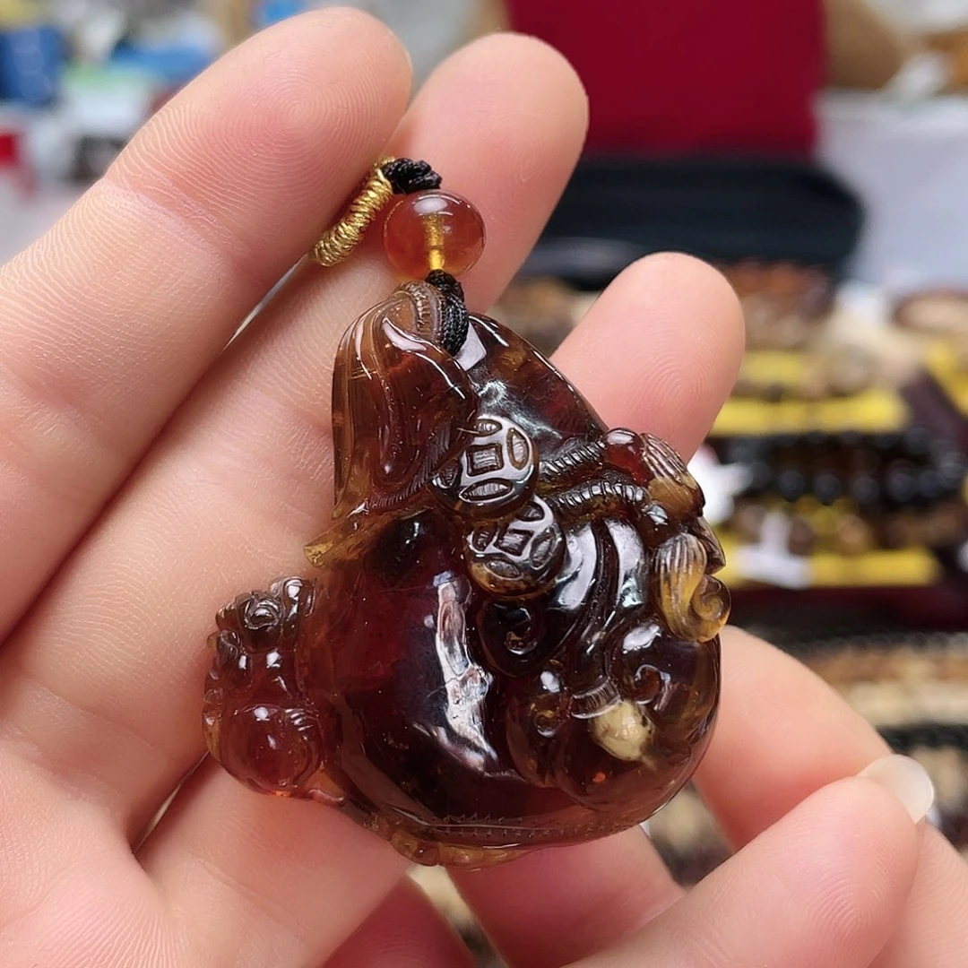 琥珀裸石未镶嵌大