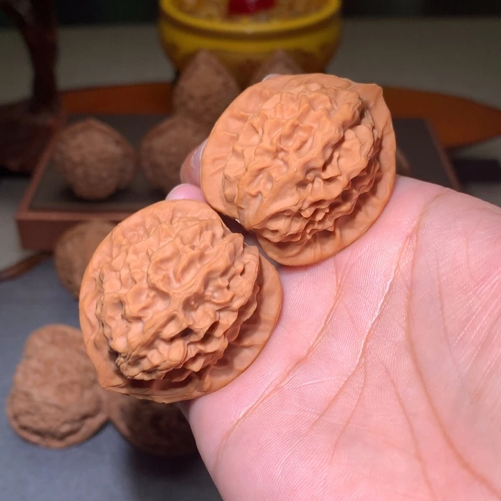 文玩核桃把件龙鳞