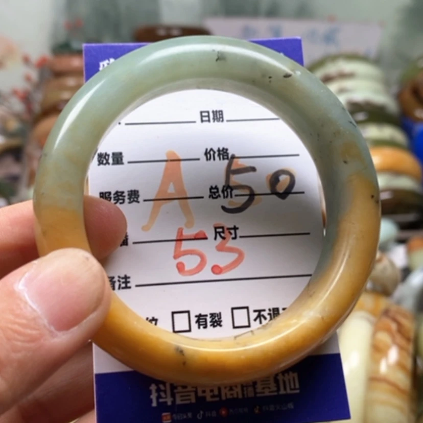 【闪购商品】未镶嵌蛇纹石玉手镯