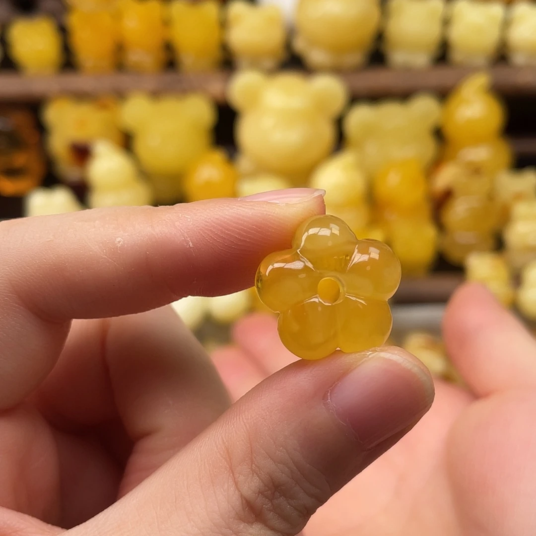 琥珀未镶嵌珠宝奇石