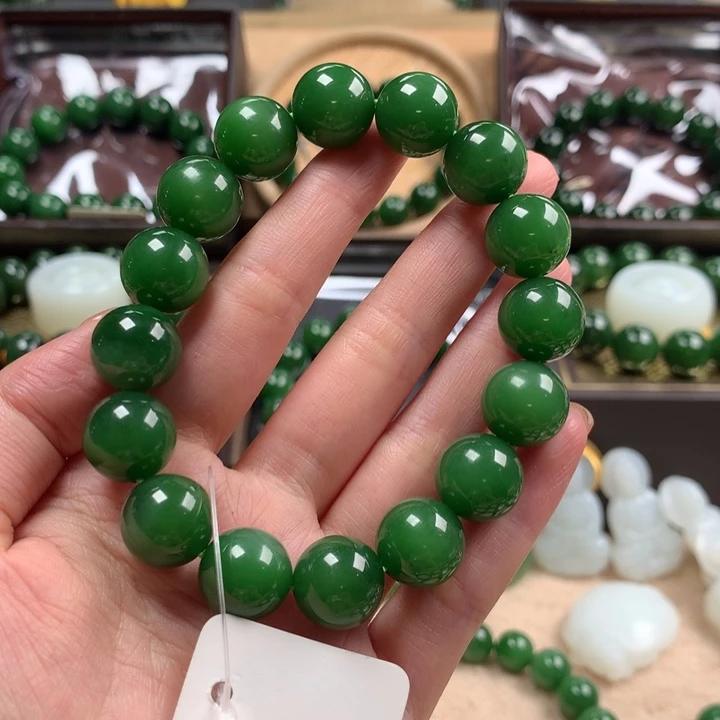 手串未镶嵌和田玉（碧玉）