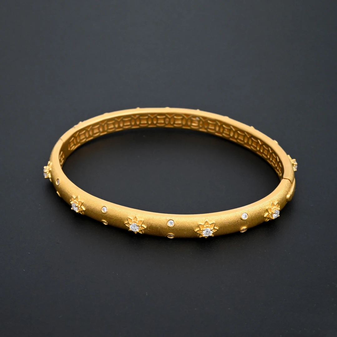 【金枝原】足金999 莫桑拉丝星星手镯