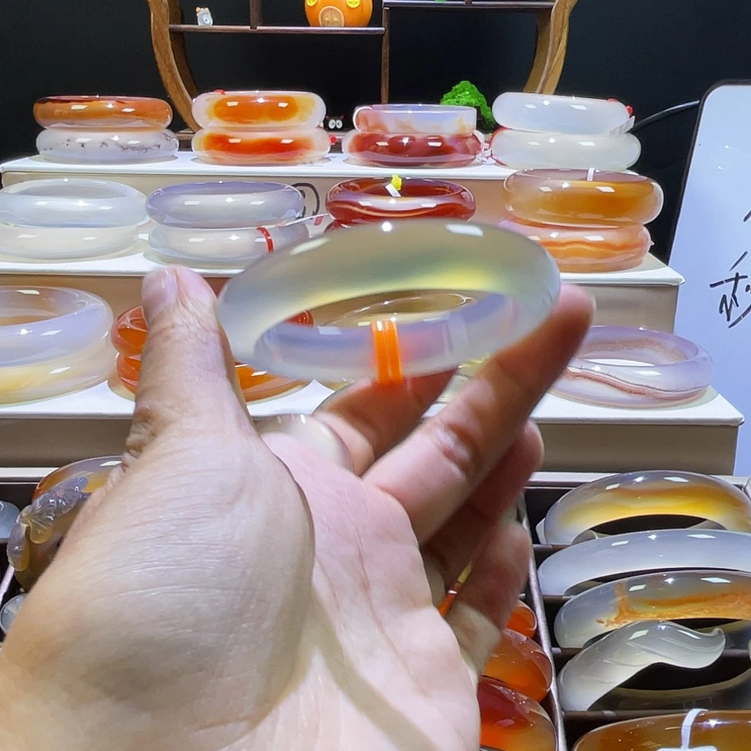 玛瑙/玉髓未镶嵌手镯