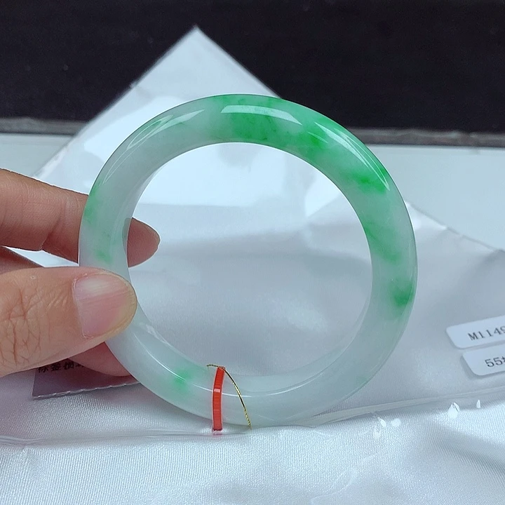 翡翠未镶嵌手镯55圈4953