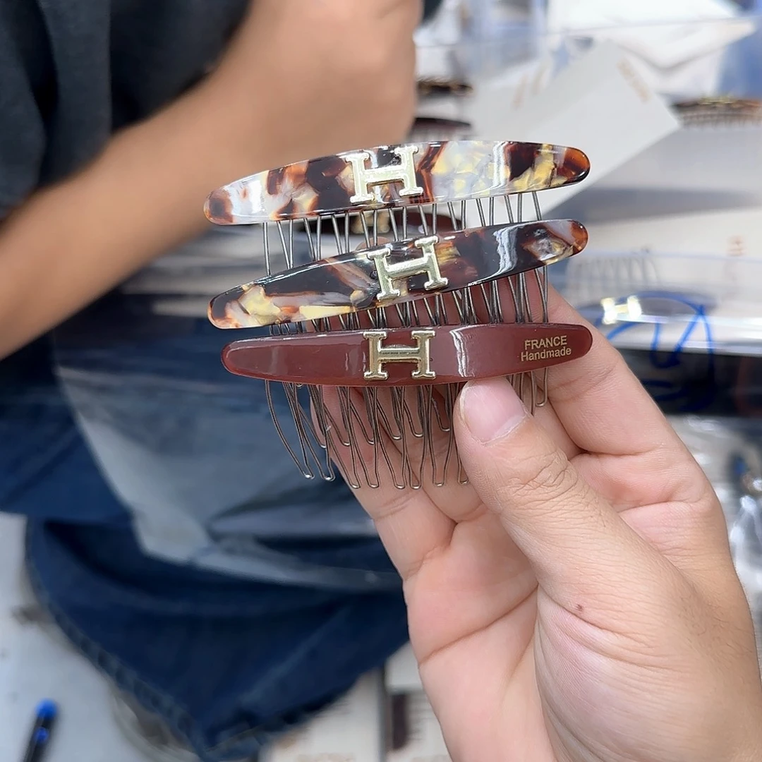 布艺非金属A01插梳3个